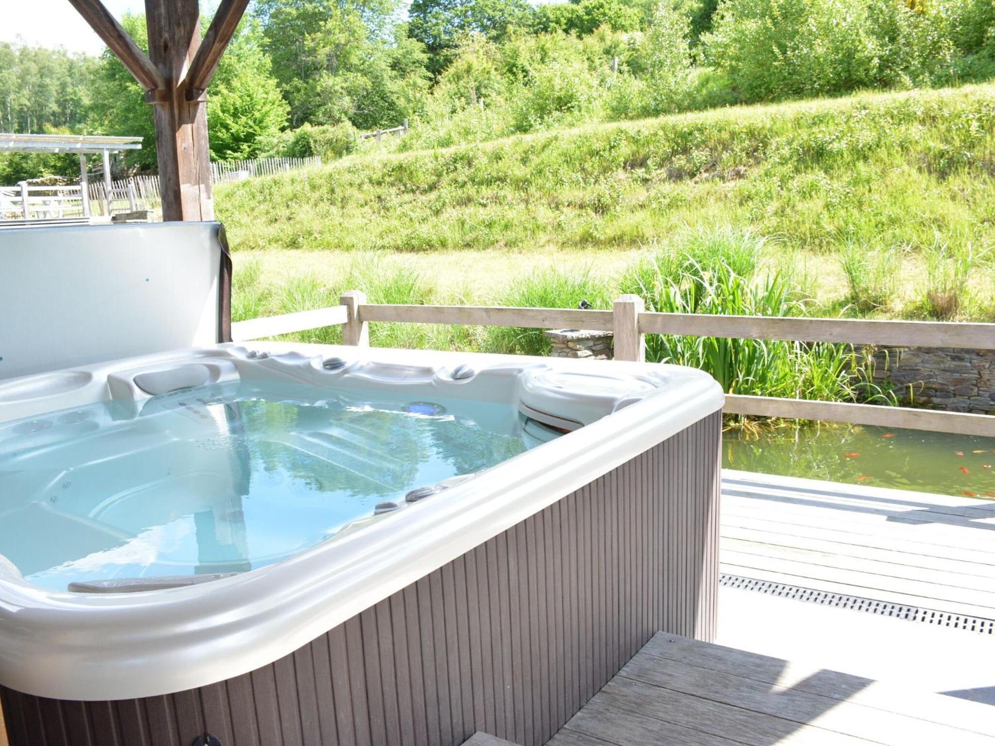 Villa With Hot Tub And Sauna Bièvre Exterior foto